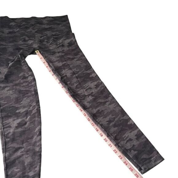 Spanx Look at Me Now Seamless Leggings FL3515 Grey/Heather Camo Size L - Picture 11 of 14
